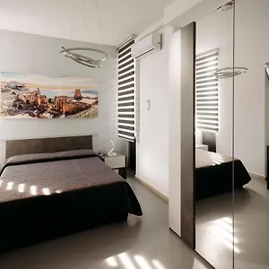 Vendégház Secret, Catania-Fontanarossai nemzetközi repülőtér